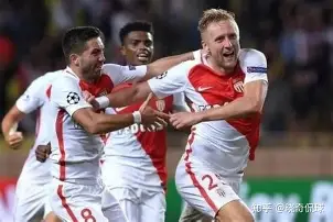 埃因霍温内部会议纪要流出:赛后调整名单,法国杯使命明确,阵容厚度经受考验的简单介绍 埃因霍温内部会议纪要流出:赛后调整名单,法国杯使命明确,阵容厚度经受考验的简单介绍