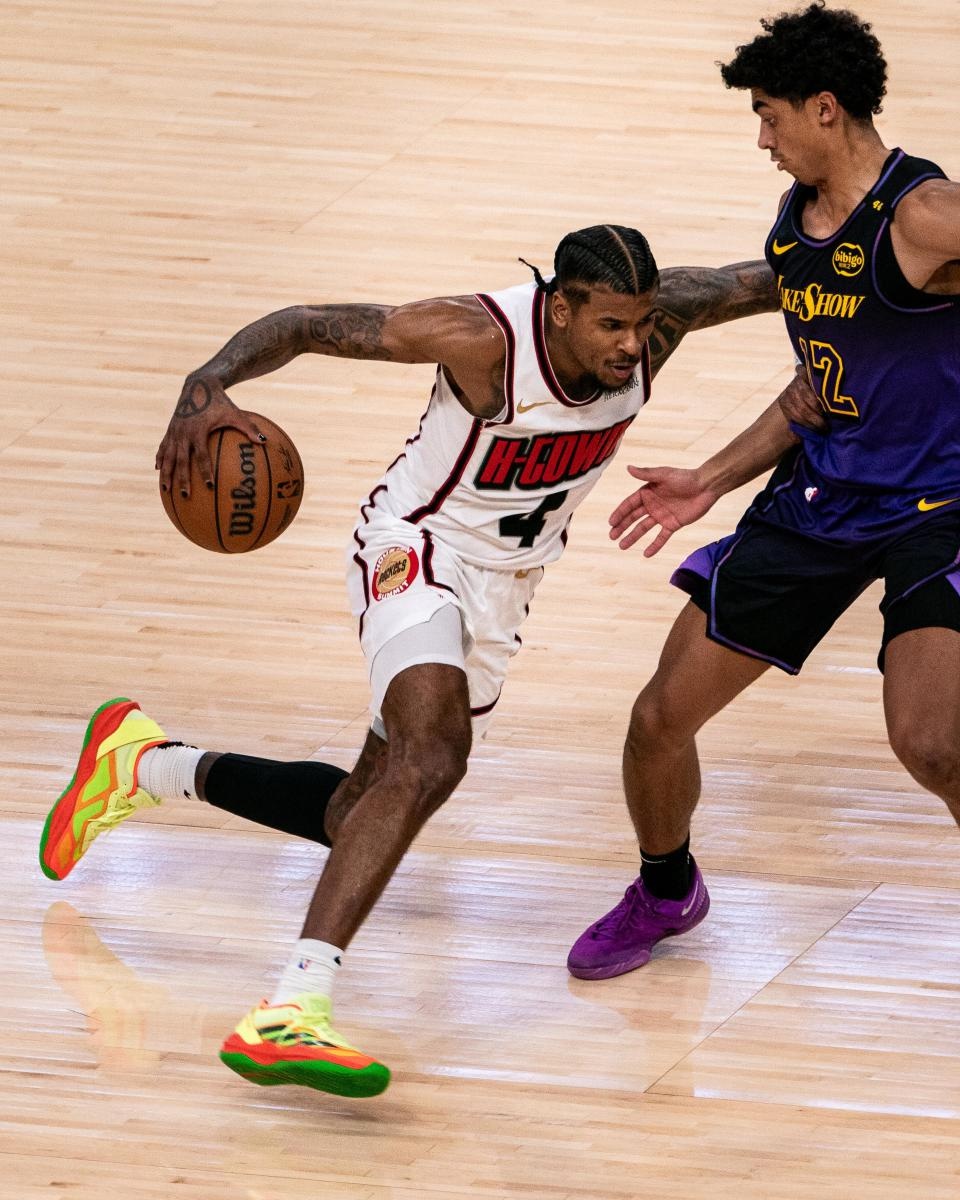 休斯敦火箭训练开放日，冲刺阶段绝杀压哨引欢呼，CBA常规赛在即，纪律约束更严格 