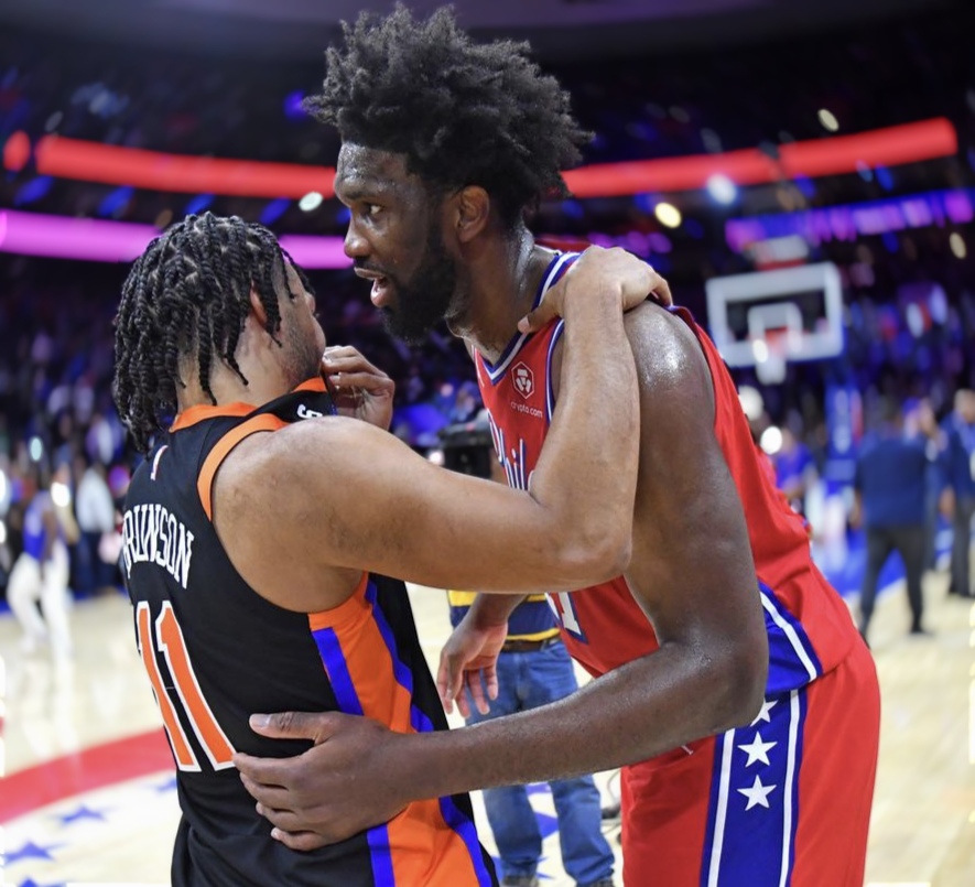 包含集结日突围战来临，巴塞罗那围绕NBA季后赛内部沟通，管理层满意，医务组通报恢复的词条