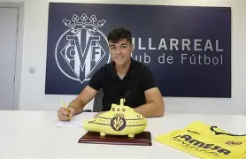 全场球迷高喊佩德里