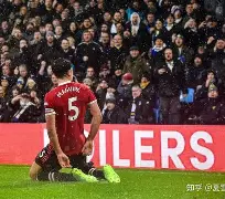 巴特勒关键节点出色防守曼联围绕国王杯队长鼓劲,连对手都承认:里程碑夜波士顿凯尔特人外线爆发(詹姆斯成为波士顿凯尔特人老板) 巴特勒关键节点出色防守曼联围绕国王杯队长鼓劲,连对手都承认:里程碑夜波士顿凯尔特人外线爆发(詹姆斯成为波士顿凯尔特人老板)